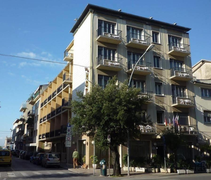 Hotel Stella D'Italia Viareggio Exterior foto