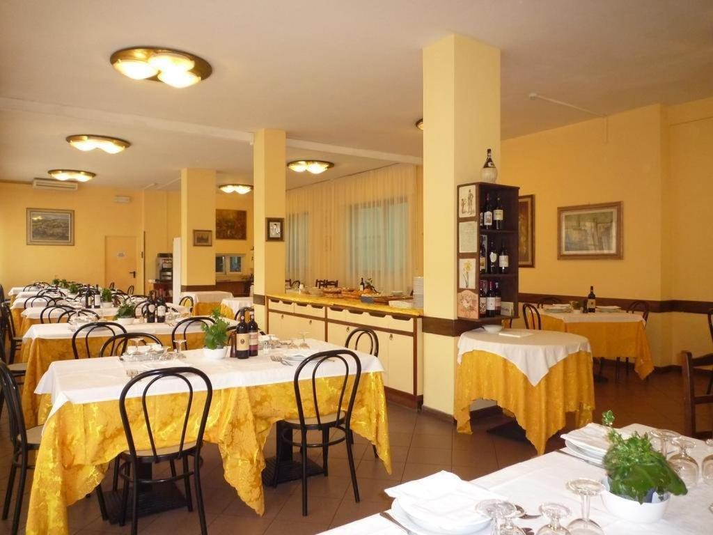 Hotel Stella D'Italia Viareggio Exterior foto