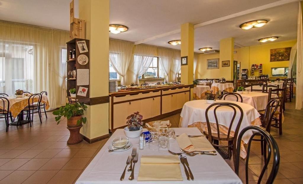 Hotel Stella D'Italia Viareggio Exterior foto