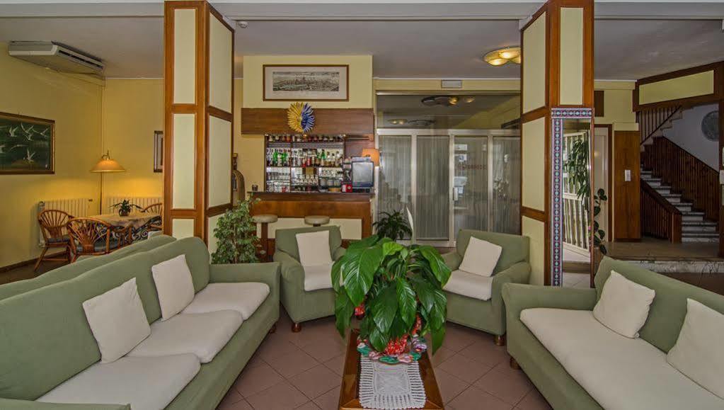 Hotel Stella D'Italia Viareggio Exterior foto